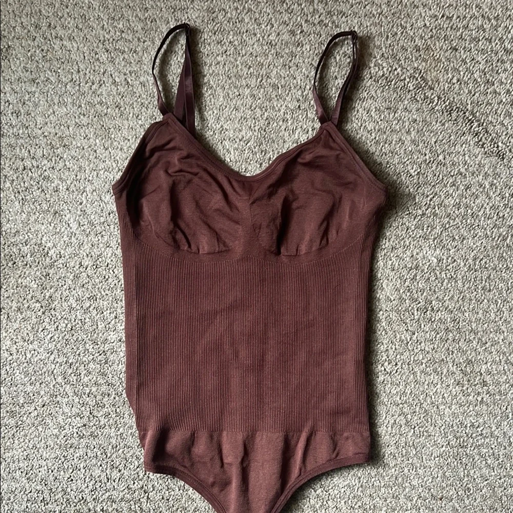 Brown Ribbed Bodysuit - Picture 8 of 8